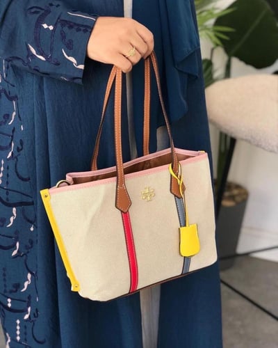 توري بورش توت باق