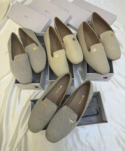 حذاء توري بورش