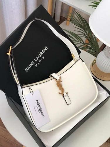 شنطة سان لوران