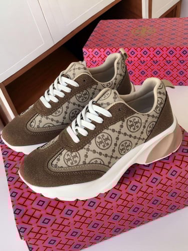 حذاء توري بورش