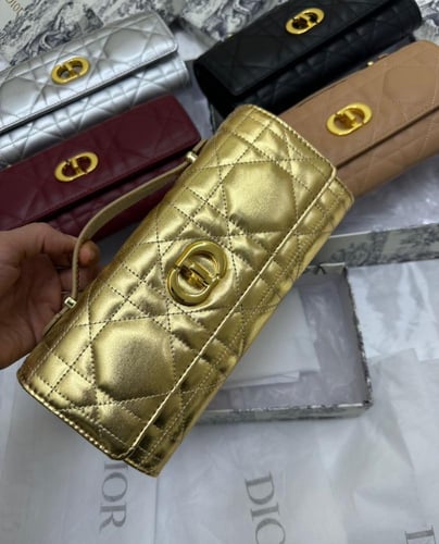 شنطة ديور ميس كاور