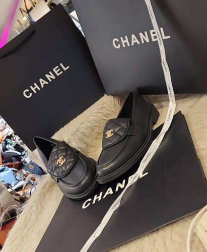 حذاء شانيل كلاسيك