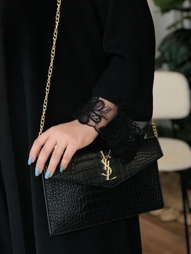 باوتشات سان لوران