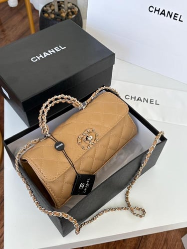 شنطة شانيل كيلي