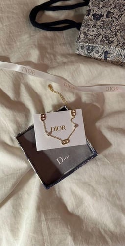 سلسال ديور (ناعم) مع الملحقات