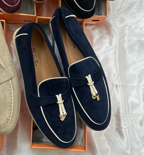 حذاء لوربيانا