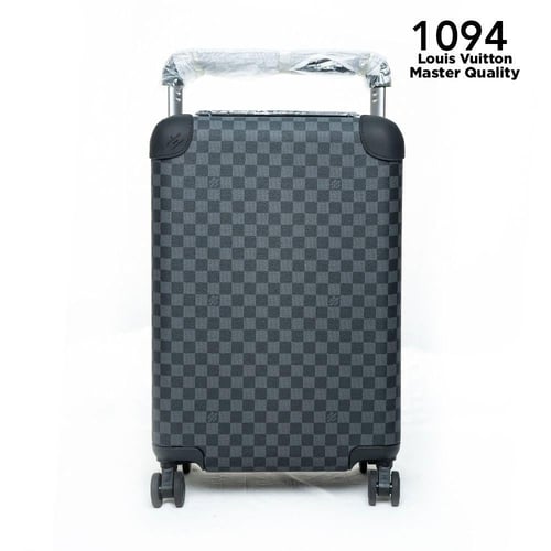 شنط سفر لويس فيتون ماستر