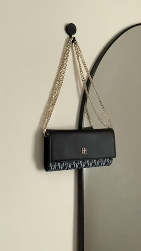 شنطة سي اتش