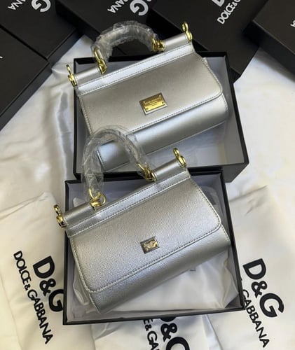 شنطة دولتشي اند غابانا مطفي