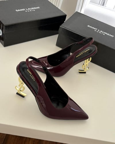 كعب سان لوران