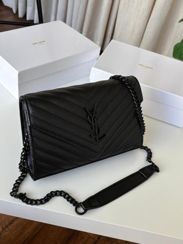 شنطة سان لوران انفلب