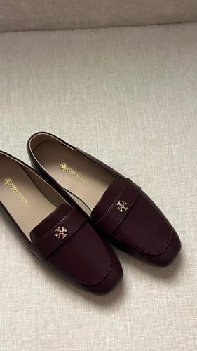 حذاء توري بورش