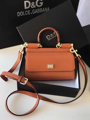 شنطة دولتشي اند غابانا مطفي