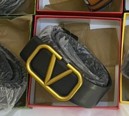 احزمة براندات عالمية مع الملحقات