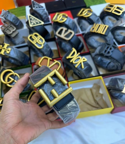 احزمة براندات عالمية مع الملحقات