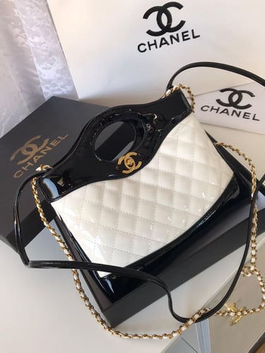 شنطة شانيل شوبنق