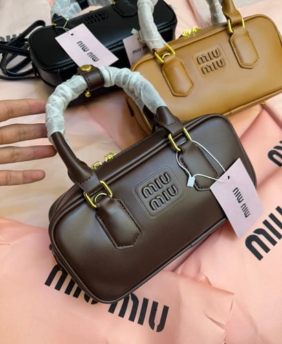 شنطة ميو ميو اركادي