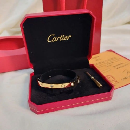 اسوارة كارتير مع الملحقات