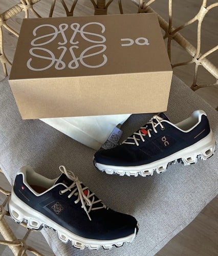 Loewe X On Cloudventure running Black