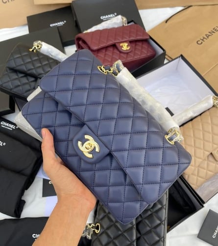 شنطة كلاسيك شانيل