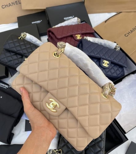 شنطة كلاسيك شانيل