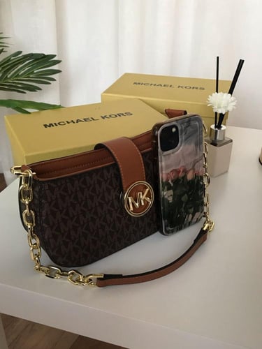 شنطة مايكل كورس