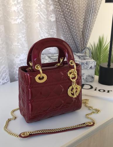 شنطة ليدي ديور
