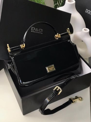 شنطة دولتشي اند غابانا لامع