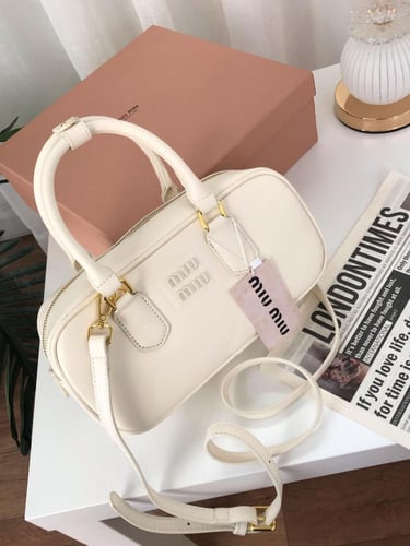 شنطة ميو ميو اركادي