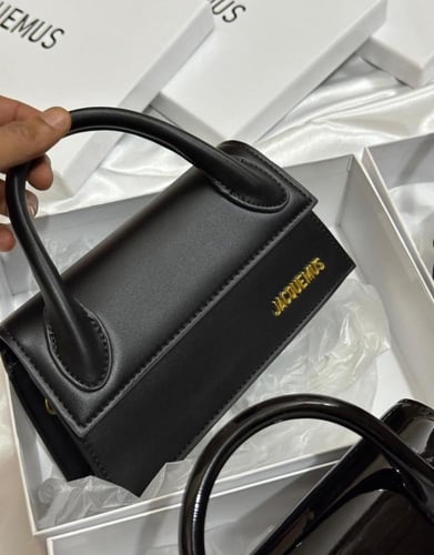 شنطة جاكيموس