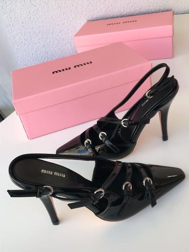 كعب ميو ميو