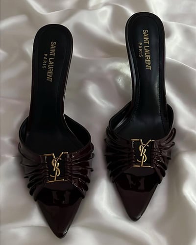 كعب سان لوران