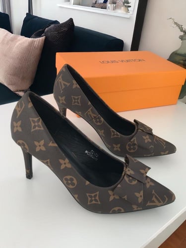 كعب لويس فيتون