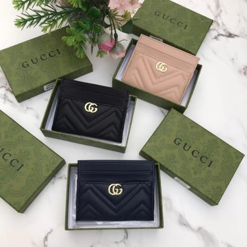 بوك قوتشي الانيق