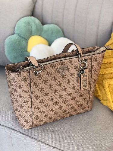 جيس توت باق