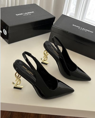 كعب سان لوران