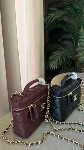 شنطة شانيل مكياج