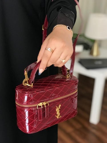 شنطة سان لوران