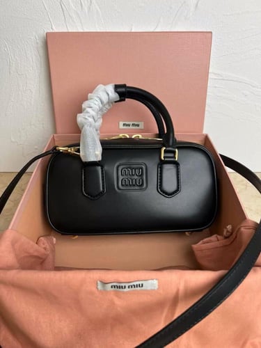 شنطة ميو ميو اركادي