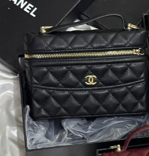 شنطة شانيل مكياج