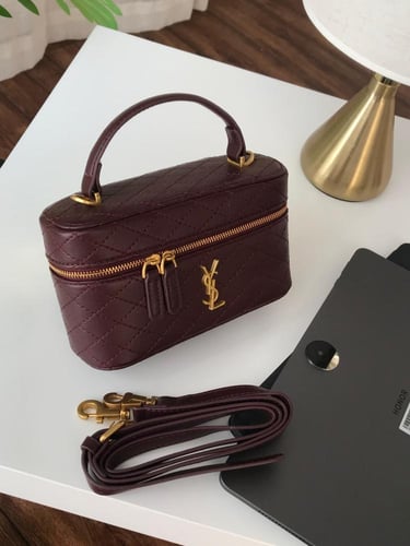 شنطة سان لوران