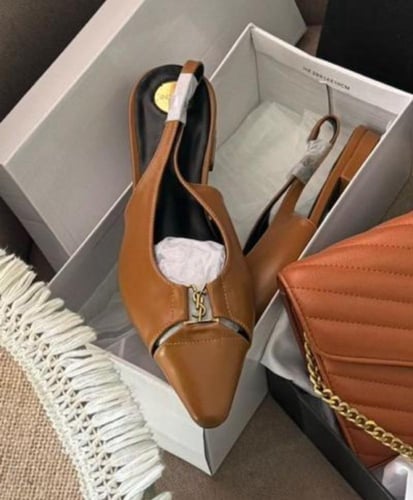 كعب سان لوران