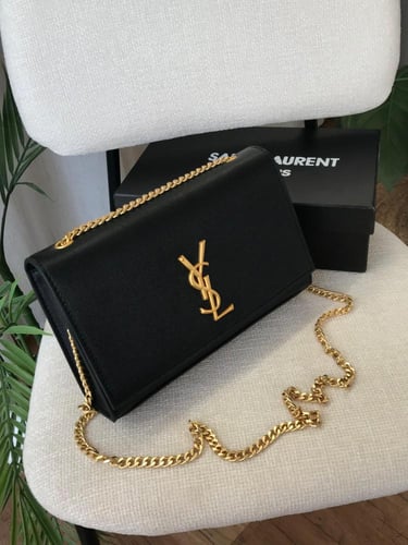 شنطة سان لوران