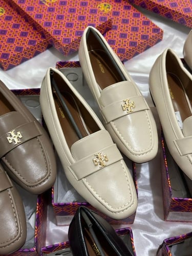 حذاء توري بورش