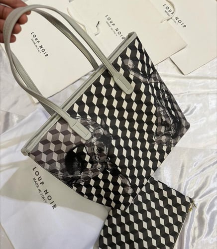 لوب نوار توت باق