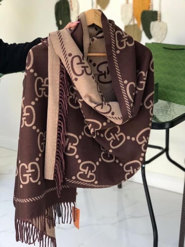 سكارف قوتشي