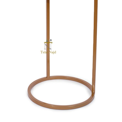 طاولة خدمة شكل دائري لون ذهبي وسطح زجاج لون بني