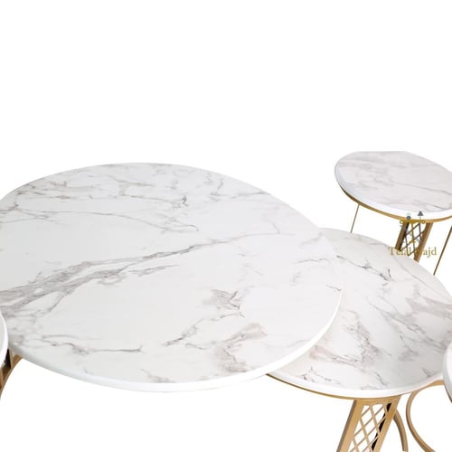 طقم طاولتين مع 6 خدمة قاعدة لون ذهبي سطح خشب ابيض...