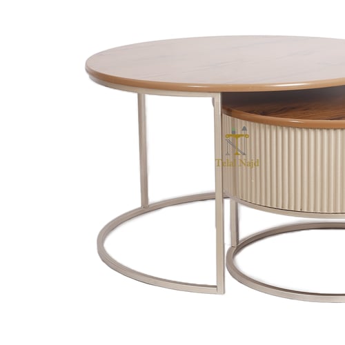 طاولات تقديم قواعد حديد لون ماكس وسطح خشب لون بني