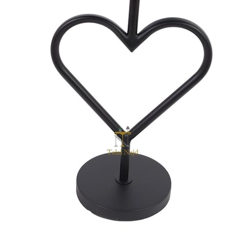 طاولة خدمة بتصميم قلب رومانسي - لمسة أناقة لديكور...